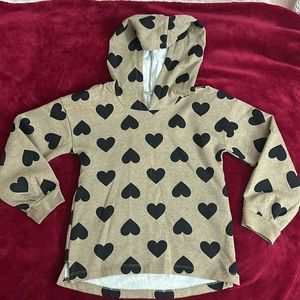 Carters “heart” hoodie 🖤